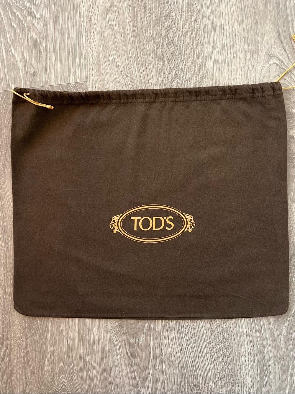 Tod’s dust bag (C446)